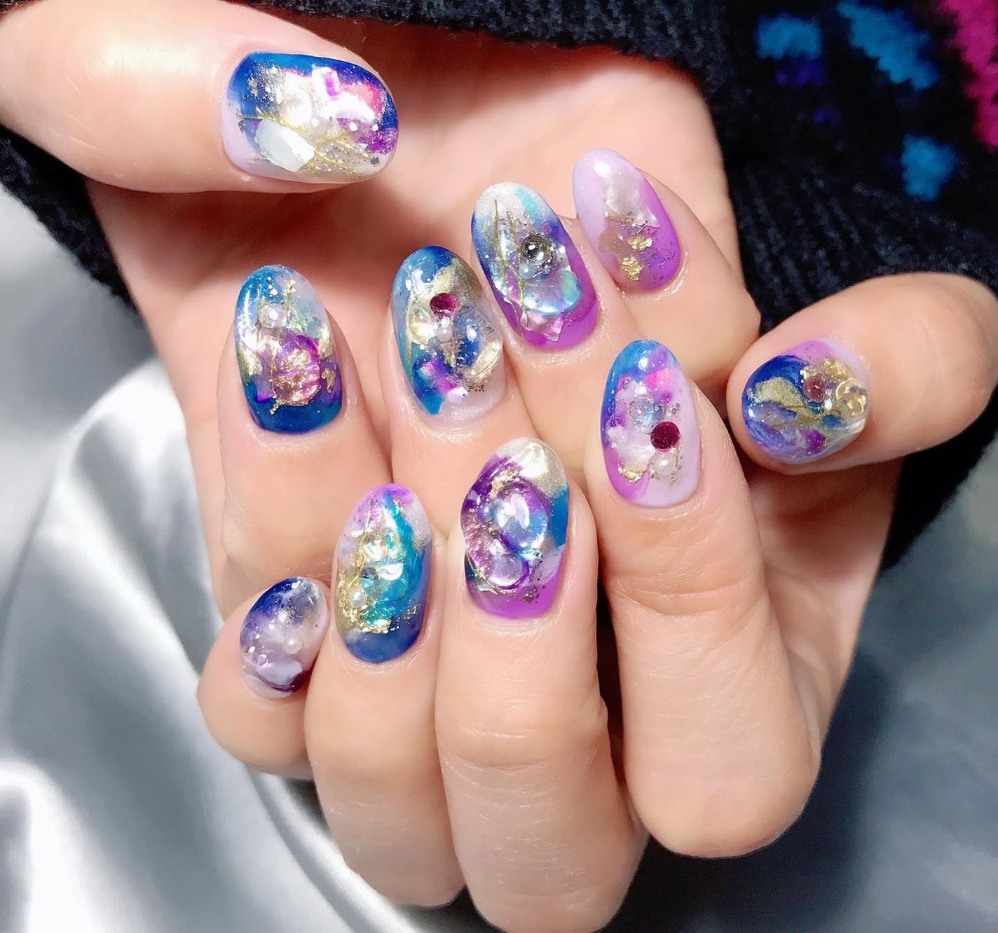 なかやまちえこ on LIPS 「和ネイル🗻⠀⠀(デザインイメージはお伝えいただいて🙏)⠀@al..」(2枚目)