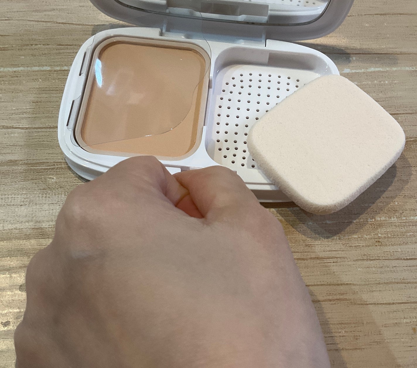 パウダーファンデーション/media luxe/パウダーファンデーションを使ったクチコミ(1枚目)