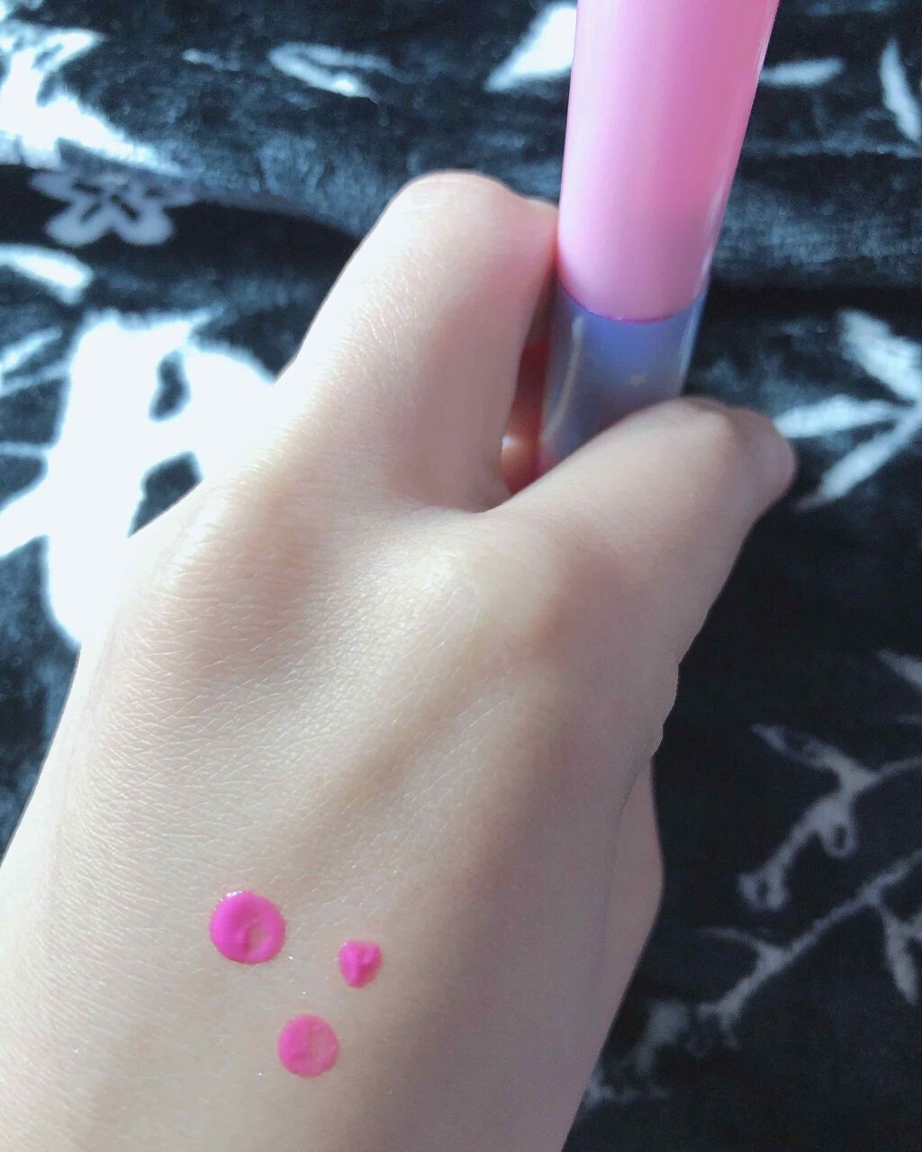 TWINKLE HAPPINESS GIRL/セリア/スティックアイシャドウを使ったクチコミ（2枚目）