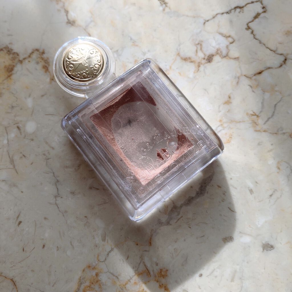 シャドーカスタマイズ/MAJOLICA MAJORCA/単色アイシャドウを使ったクチコミ（1枚目）