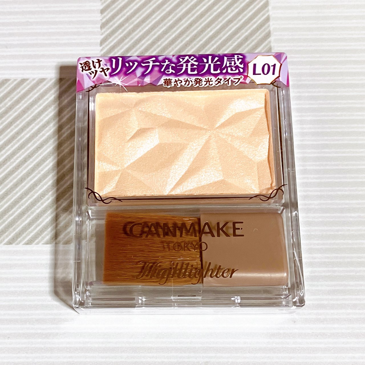 ハイライター L01 シャンパンゴールド/キャンメイク/パウダーハイライトを使ったクチコミ（1枚目）