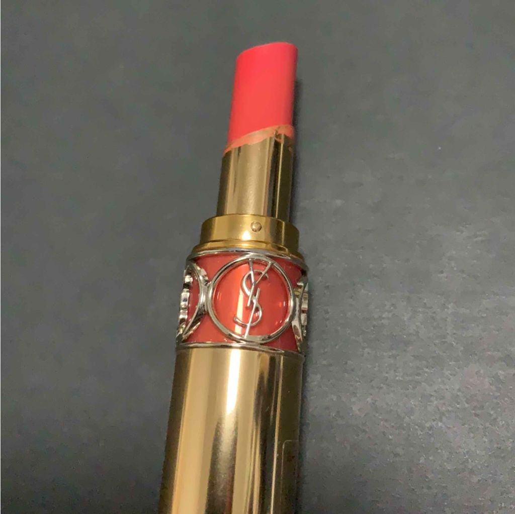 ルージュ ヴォリュプテ シャイン/YVES SAINT LAURENT BEAUTE/口紅を使ったクチコミ(2枚目)