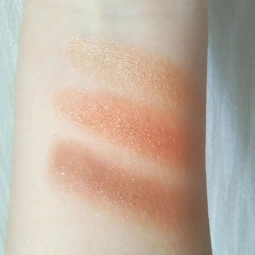 トーンアップアイシャドウ/CEZANNE/アイシャドウパレットを使ったクチコミ(3枚目)