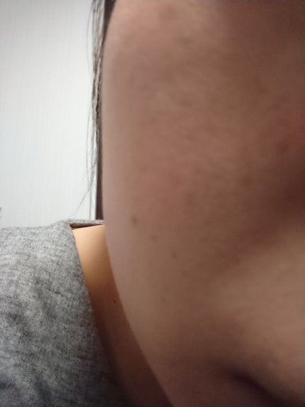 スターオブザカラー ベース オークル/MYPA(海外 ルクセンバーグ)/クリーム・エマルジョンファンデーションを使ったクチコミ(4枚目)