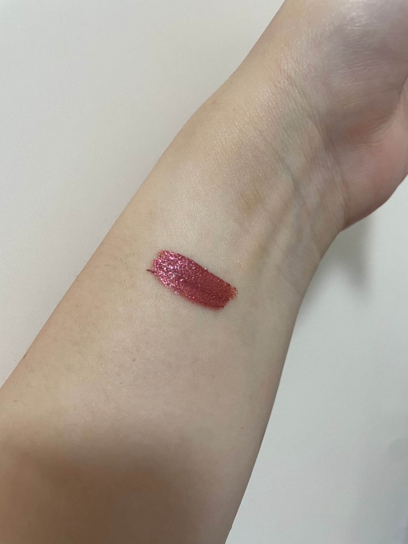 ルージュ ディオール フォーエヴァー リキッド シークイン(クリスマス コレクション 2024 限定品)/Dior/口紅・グロス・リップライナー・リップケアを使ったクチコミ(2枚目)