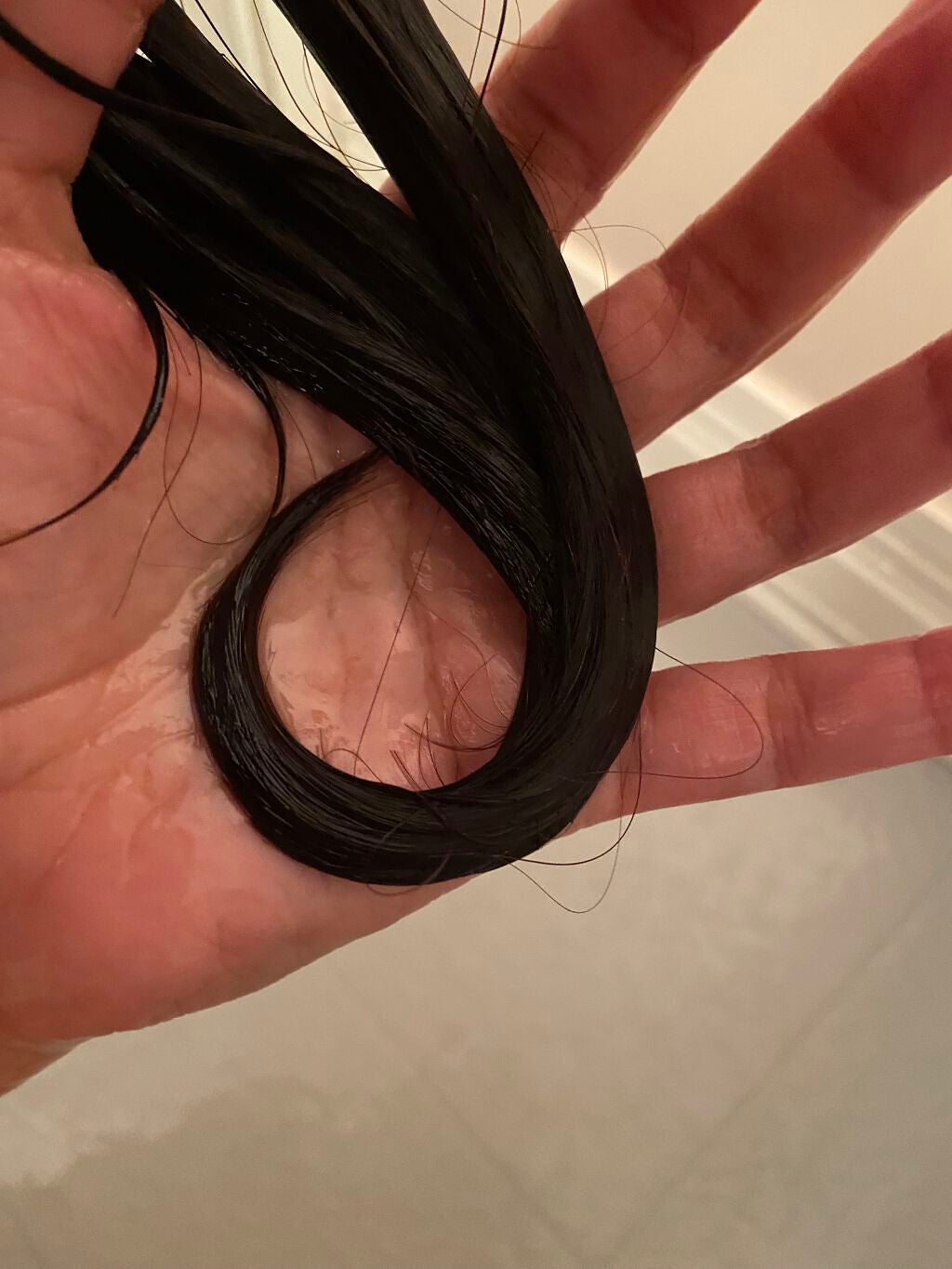 カームナイトリペアシャンプー/トリートメント/YOLU/市販シャンプーを使ったクチコミ(5枚目)