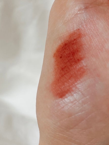 スーパーマットリップ&チークマッド EM24 パリジェンヌピオニー/INTO U/口紅を使ったクチコミ(3枚目)