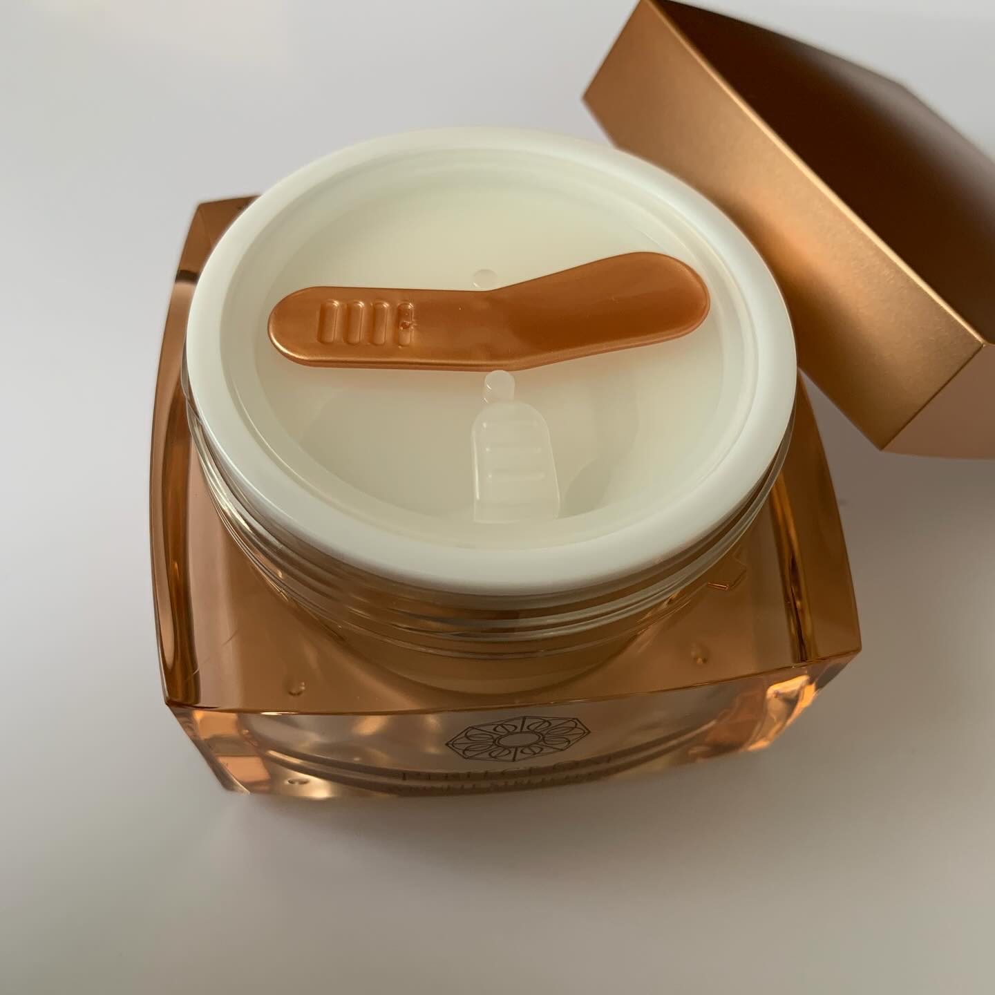 パーフェクトワン 薬用リンクルストレッチジェル/パーフェクトワン/オールインワン化粧品を使ったクチコミ（3枚目）