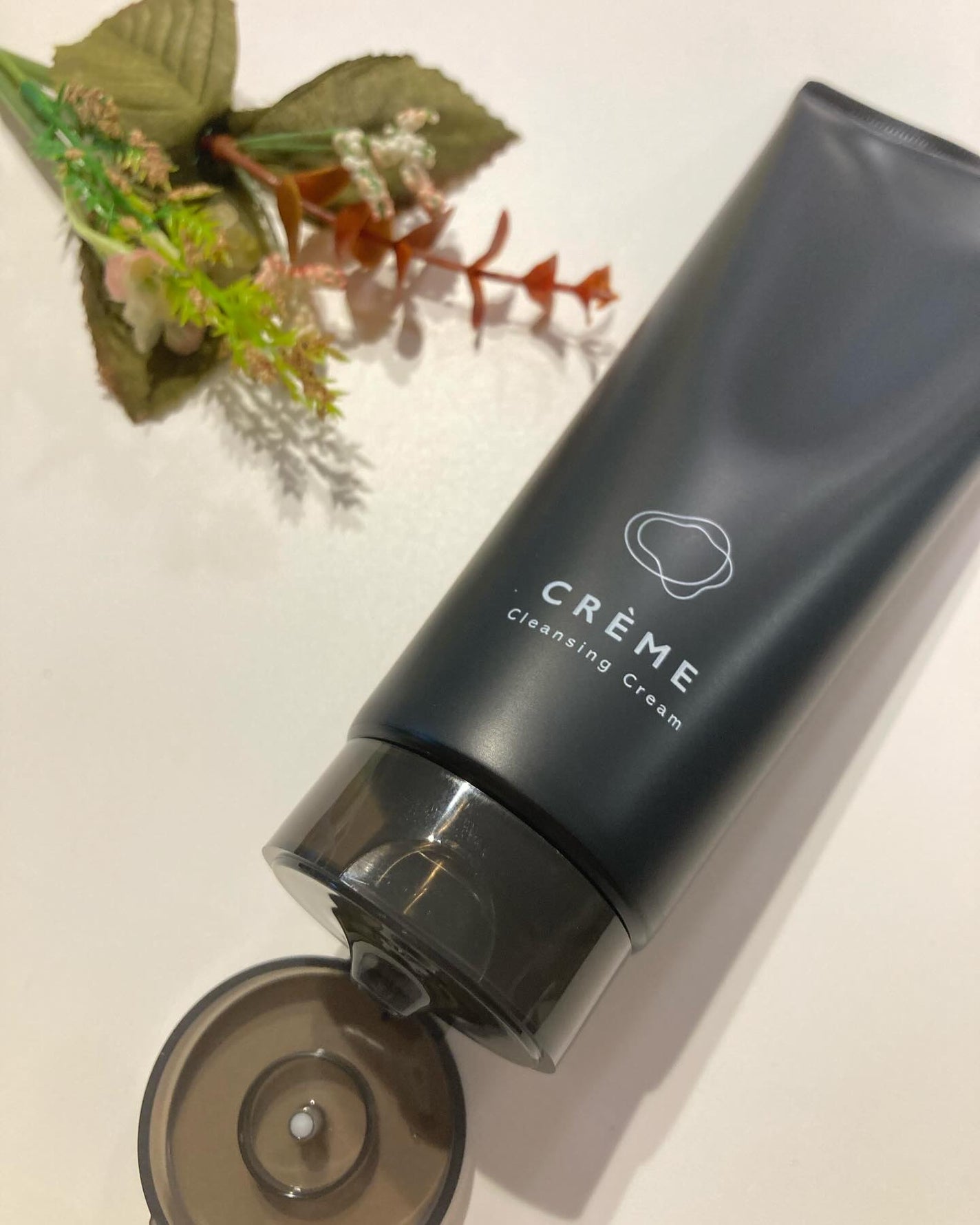 まみぃ on LIPS 「オイルとクリームのいいとこ取り✨頑固なメイクも、するんと落とし..」(3枚目)