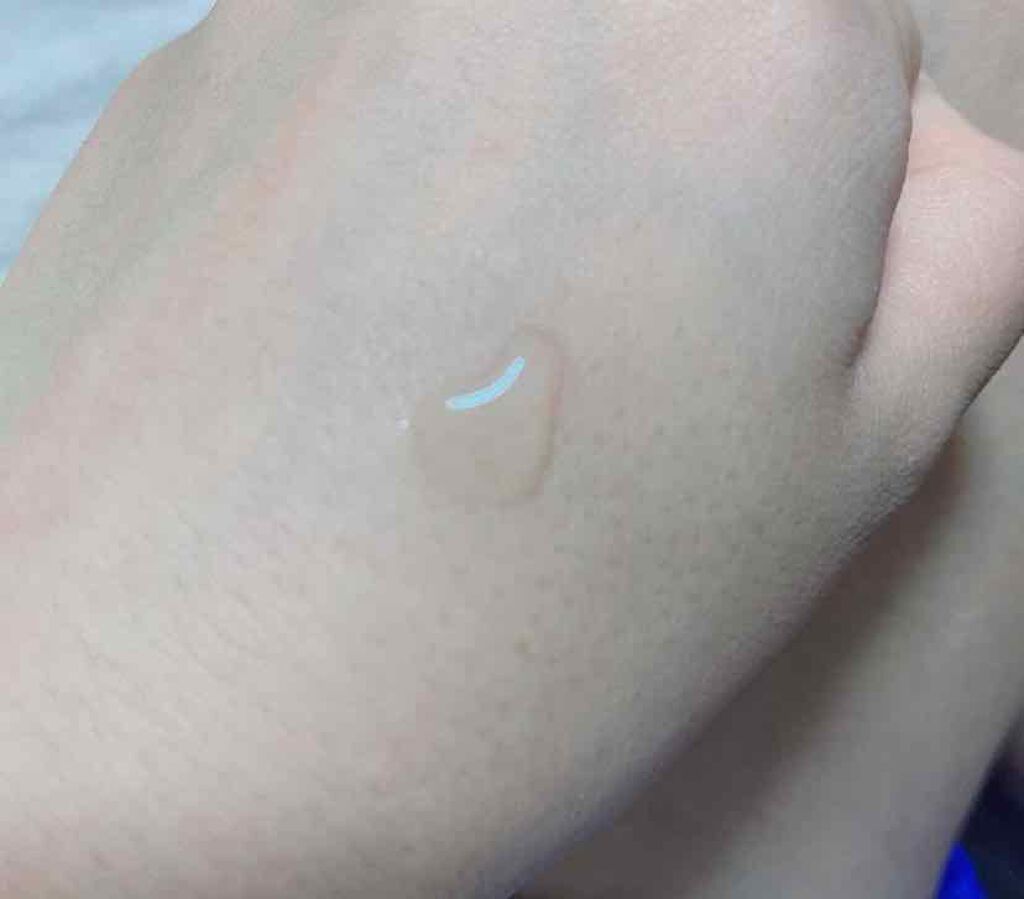 草花木果 アクネ保湿液 しっとり（医薬部外品）/草花木果/美容液を使ったクチコミ（2枚目）