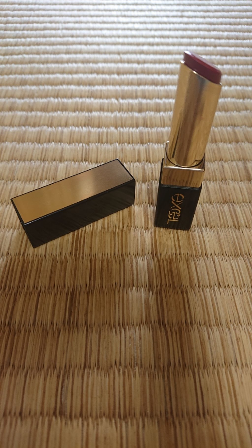 にゃーにゃ一団 on LIPS 「エクセルのグレイズバームリップのGB06番、ゲットしてきたよ〰..」(1枚目)