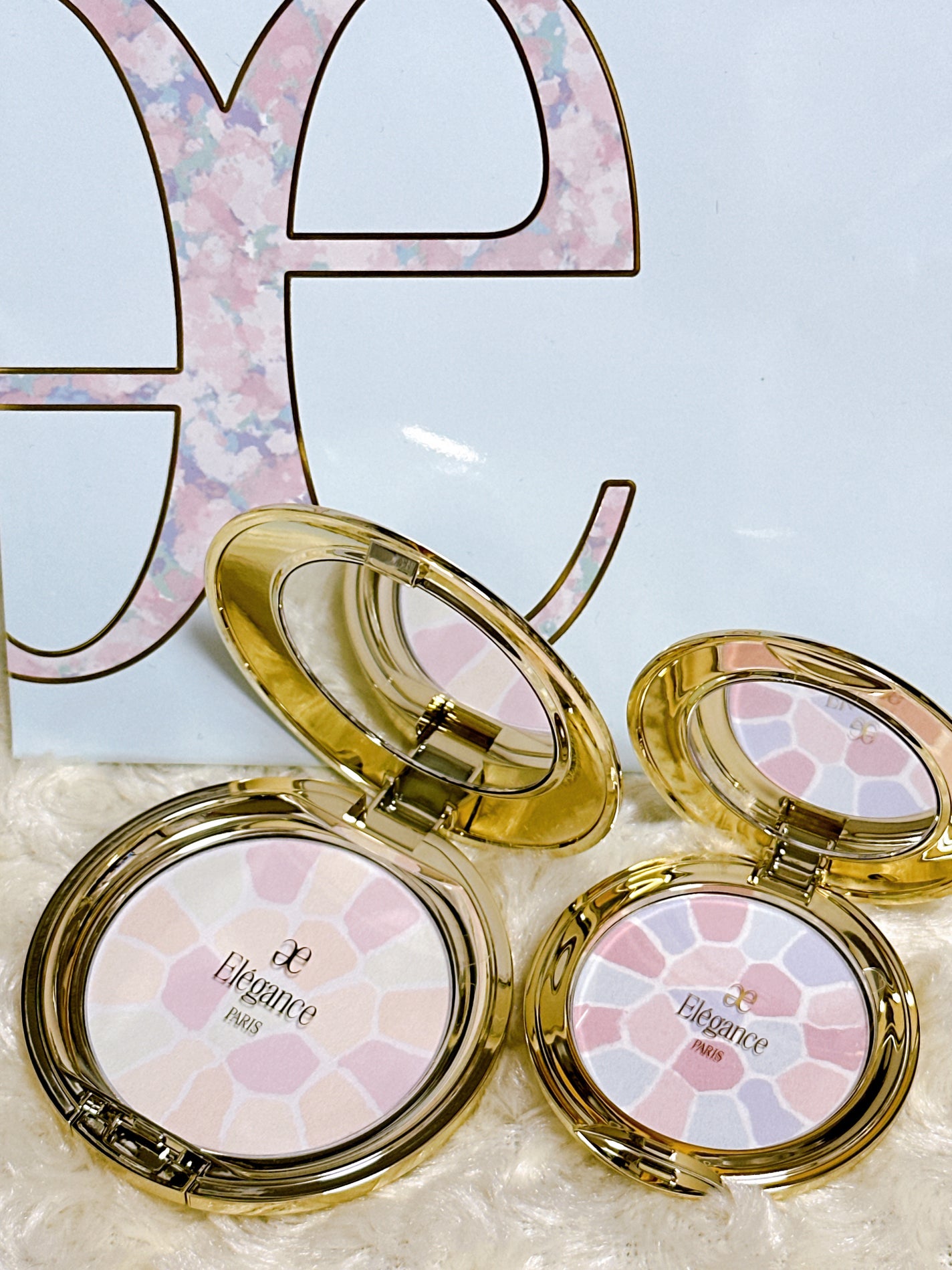 ラ プードル オートニュアンス/Elégance/プレストパウダーを使ったクチコミ(1枚目)