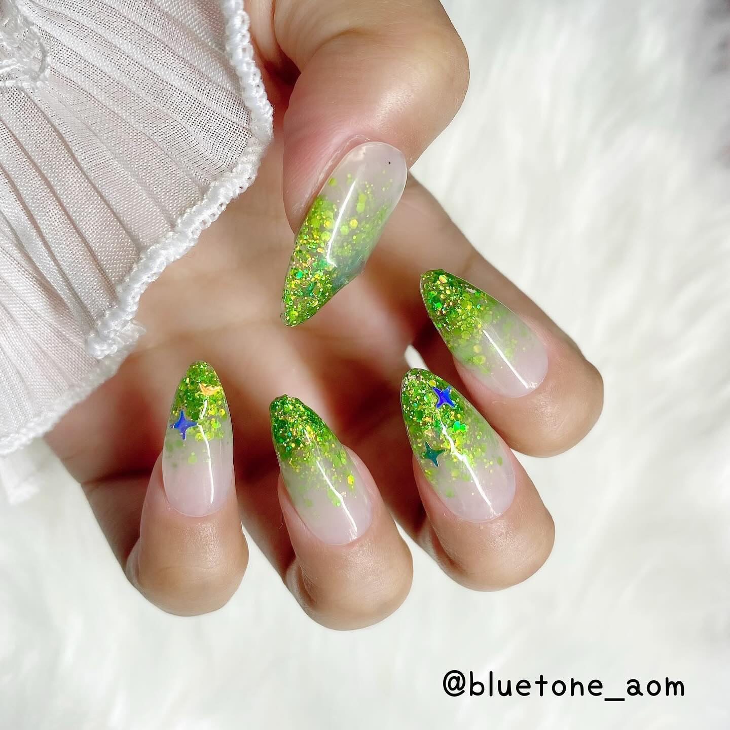 ジェルネイル（ライト対応）/セリア/ジェルネイルを使ったクチコミ（2枚目）