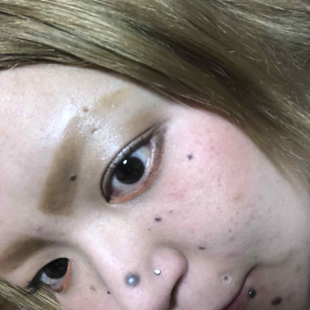 エルファー プロフェッショナル アイシャドウ/DAISO/アイシャドウパレットを使ったクチコミ（2枚目）