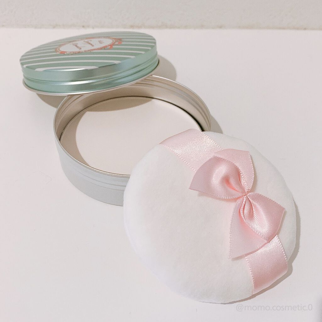 すっぴんパウダー パステルローズの香り/クラブ/プレストパウダーを使ったクチコミ(2枚目)