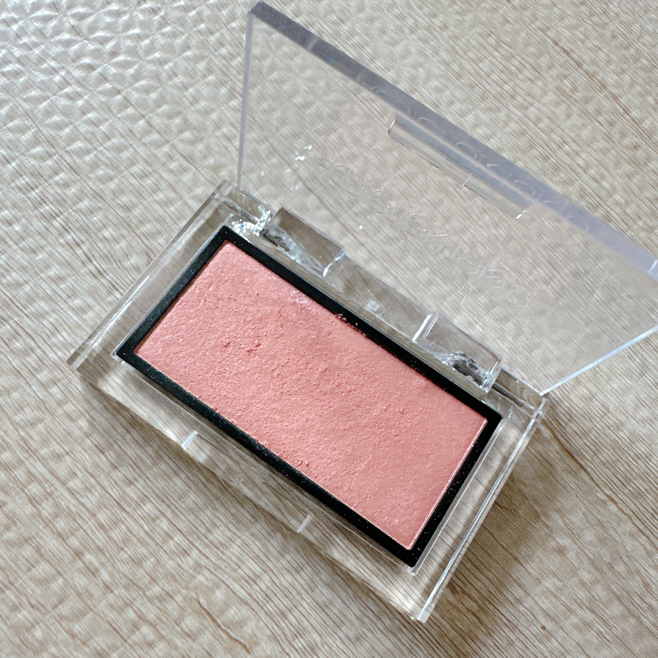 アディクション ザ ブラッシュ ニュアンサー 003N Color Me Sky/ADDICTION/パウダーチークを使ったクチコミ（3枚目）