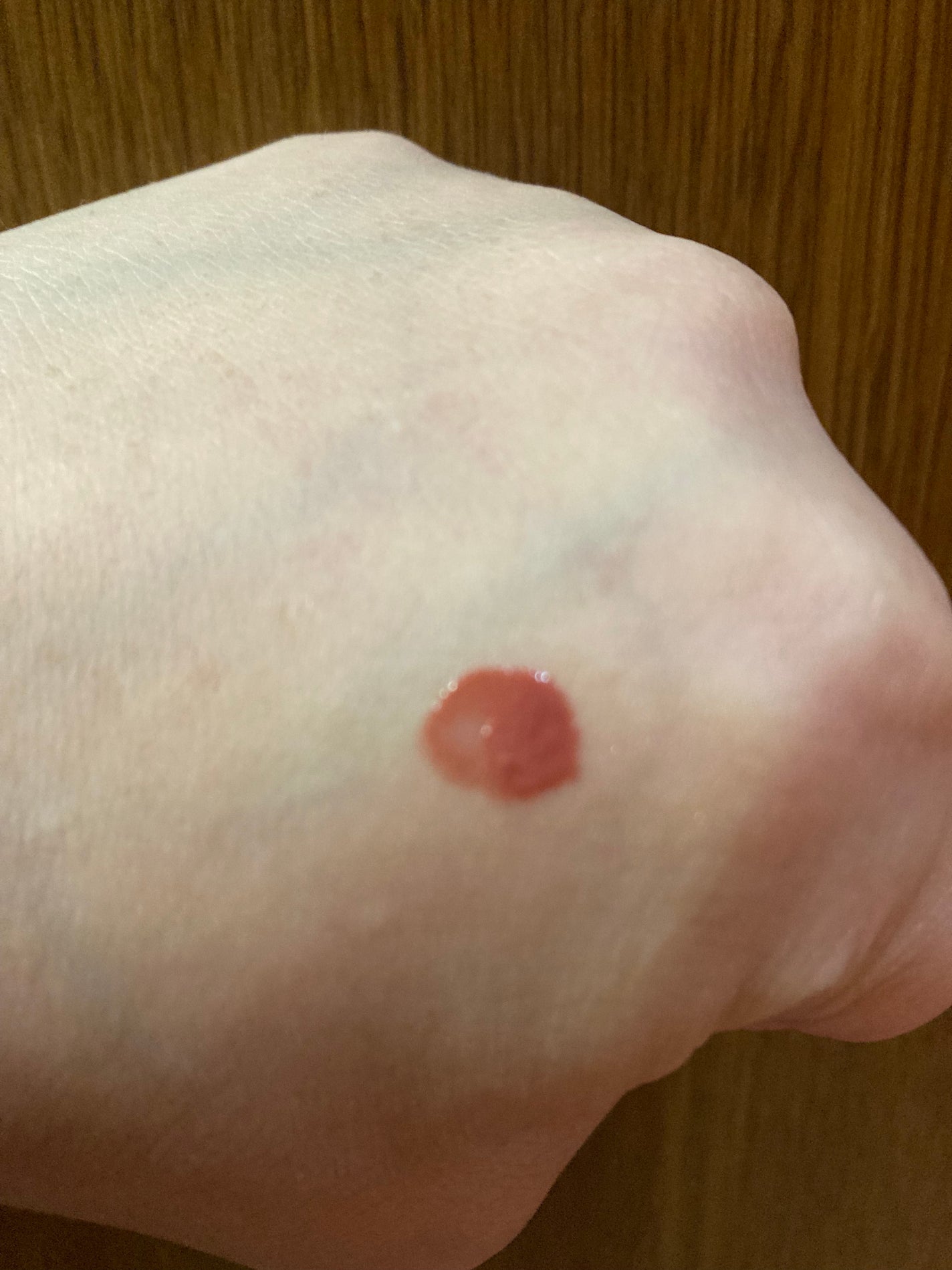 アンドバイロムアンド グラッシーボムティント/&nd by rom&nd/リップティントを使ったクチコミ(4枚目)