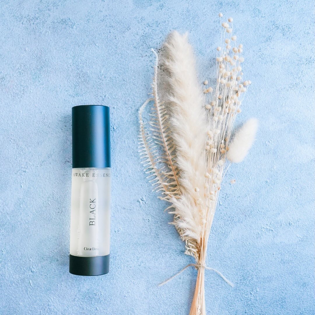 アウェイクエッセンスブラック/ClearDea./ミスト状化粧水を使ったクチコミ（2枚目）