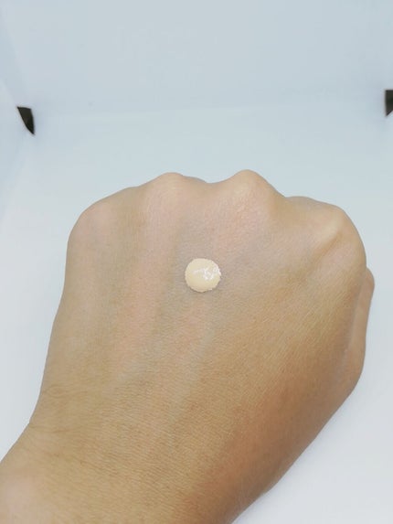 ラスティングカバーファンデーション 10 明るいオークル系/CEZANNE/リキッドファンデーションを使ったクチコミ(2枚目)