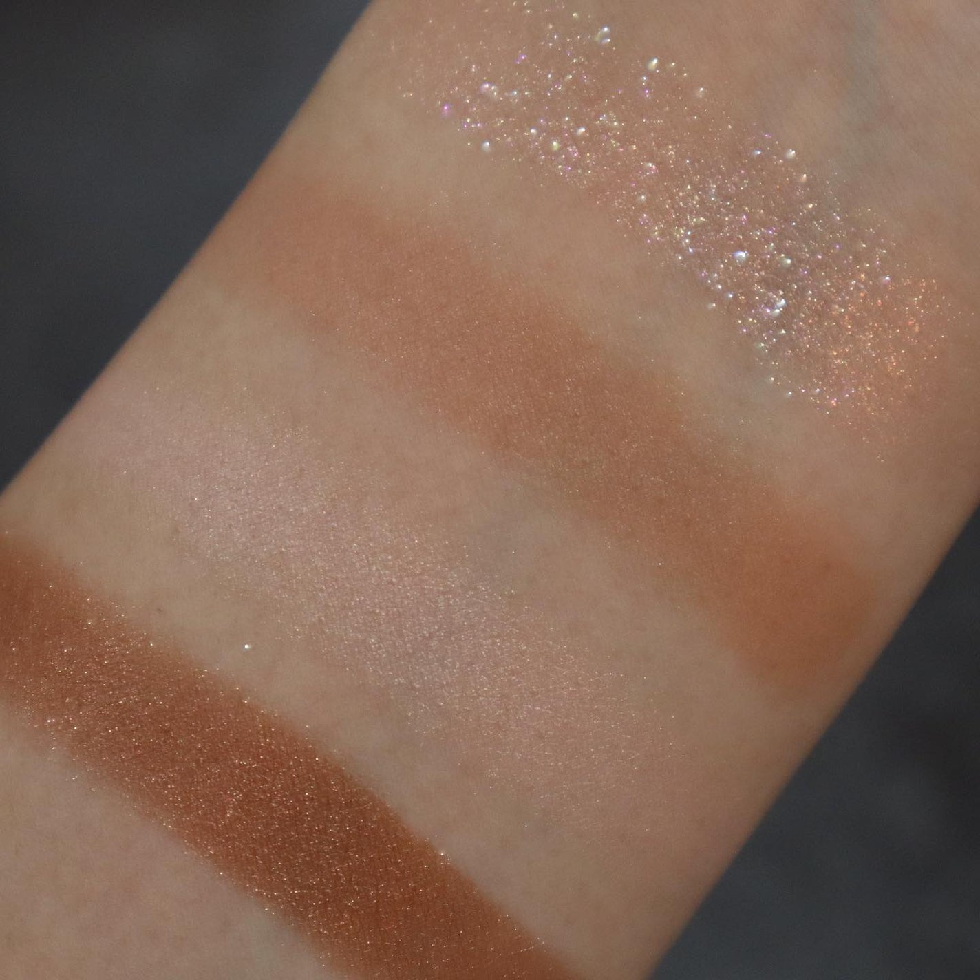 ベージュトーンアイシャドウ/CEZANNE/アイシャドウパレットを使ったクチコミ(3枚目)