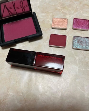 shu uemura プレスド アイシャドー（レフィル）のクチコミ「shu uemura
プレスド アイシャドー

ＭＦ　ピンクゴールド
G ビビッドグレープ 1.....」（1枚目）