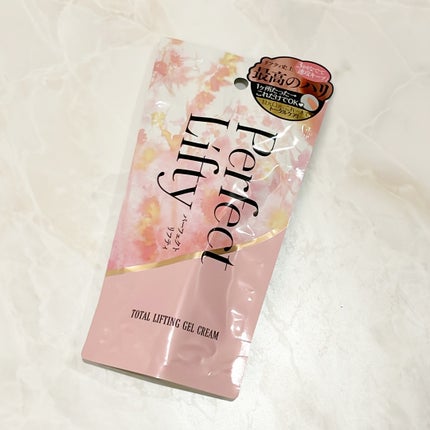 Perfect Lifty TOTAL LIFTING GEL CREAM/R&/フェイスクリームを使ったクチコミ(3枚目)
