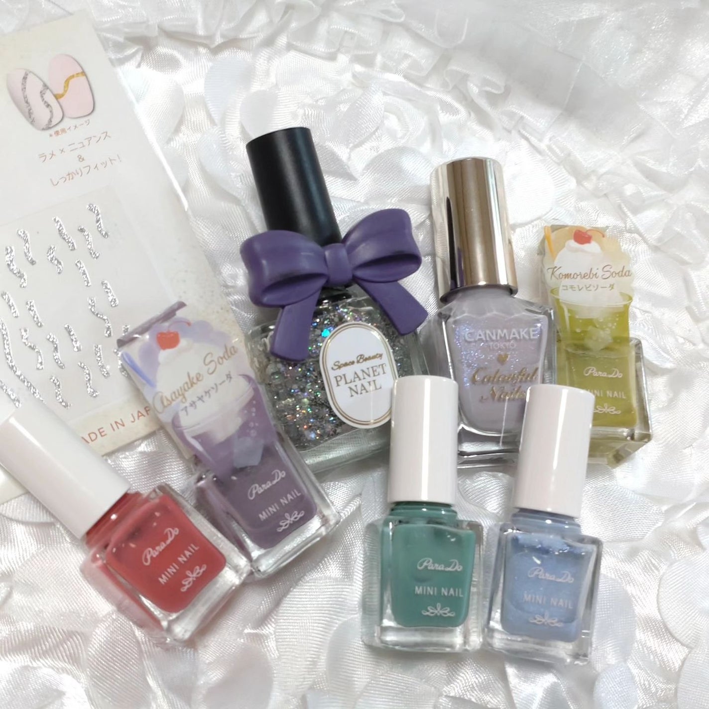 ミルクティ on LIPS 「✴✴#夏のキラキラネイル✨✴梅雨も明けたし〜☀️おとなしめネイ..」(5枚目)