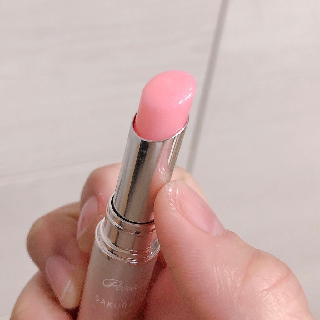 サクラヴェールリップ/パラドゥ/リップクリームを使ったクチコミ(2枚目)