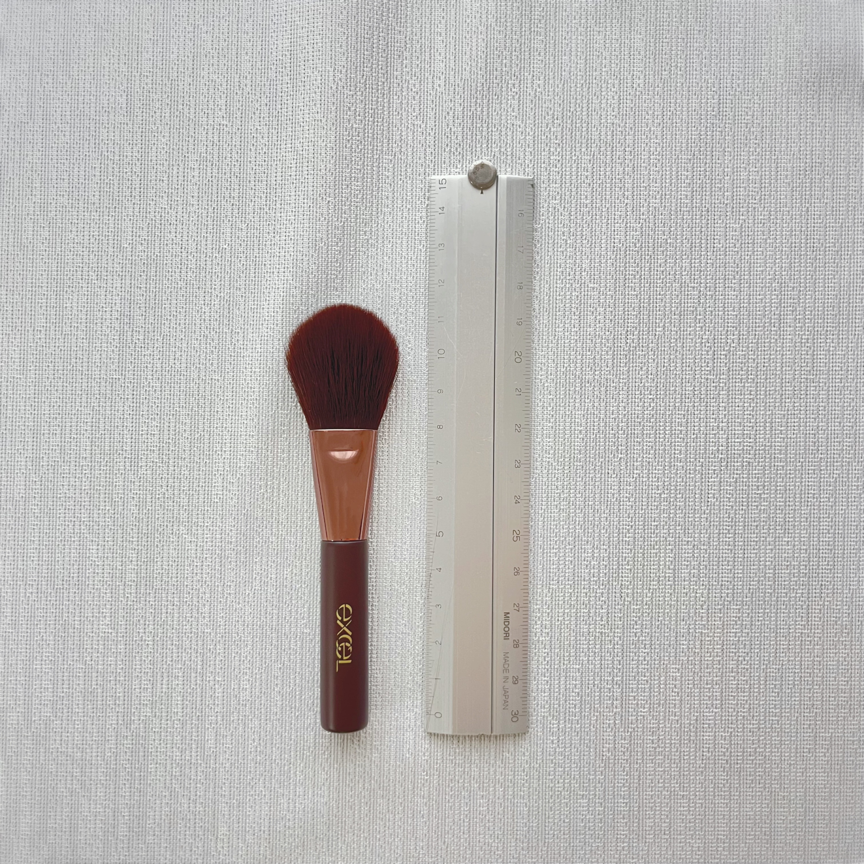 ハイライトチークブラシ/excel/メイクブラシを使ったクチコミ（3枚目）