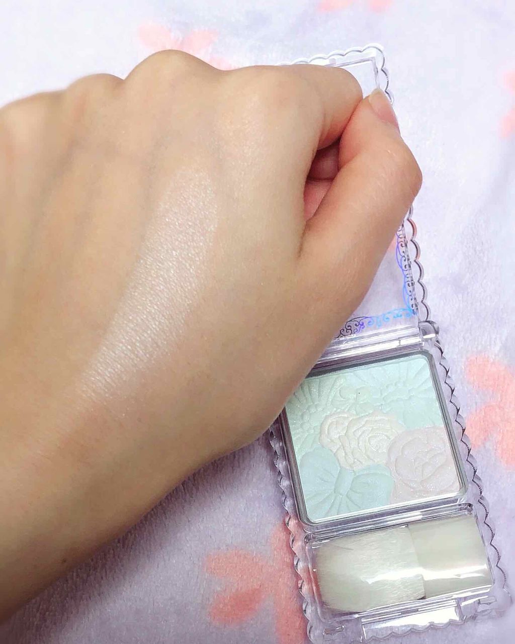 グロウフルールハイライター/キャンメイク/パウダーハイライトを使ったクチコミ(2枚目)