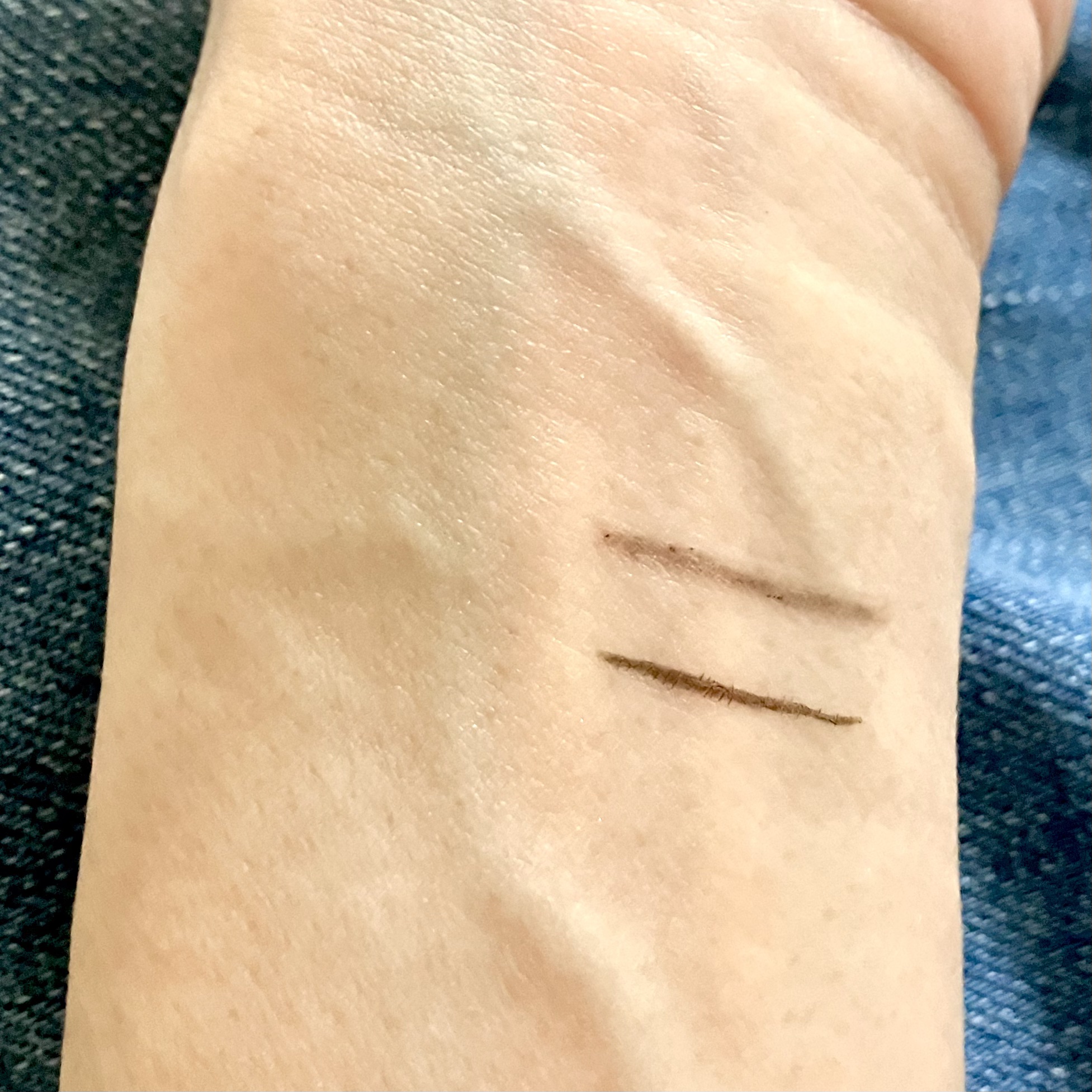 ブロウオンデマンド 2IN1ブロウペンシル/SHEGLAM/アイブロウペンシルを使ったクチコミ（3枚目）