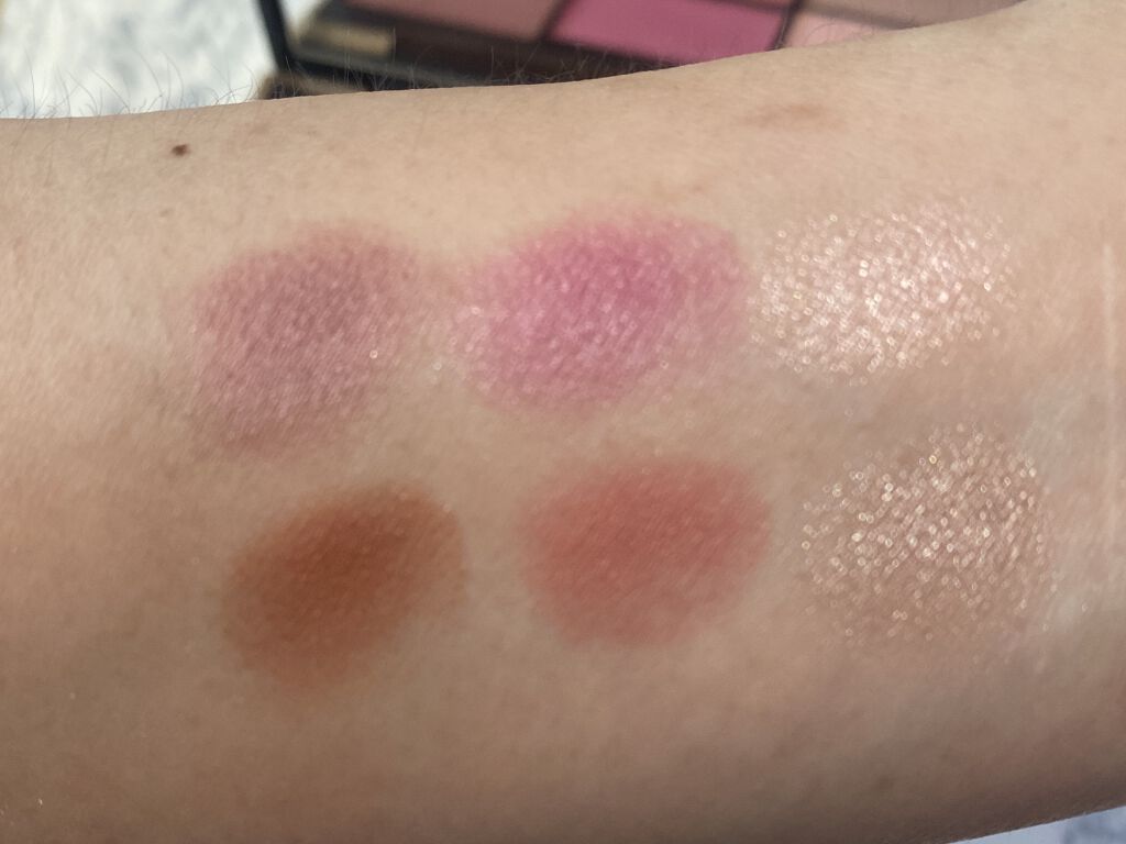 パウダー ブラッシュ コンパクト/SUQQU/パウダーチークを使ったクチコミ（2枚目）