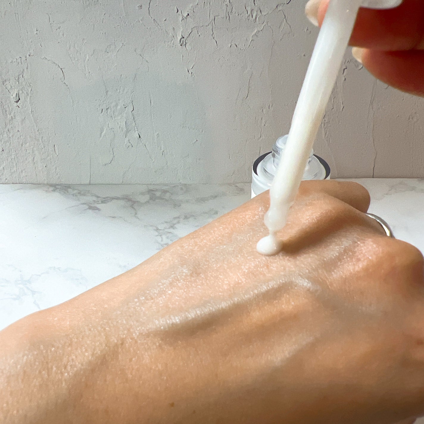 バクチオールメラフリーセラム/RAVIEL/美容液を使ったクチコミ(3枚目)