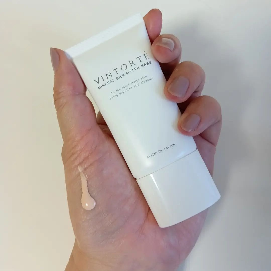 ミネラルシルクマットベース/ヴァントルテ/化粧下地を使ったクチコミ(3枚目)