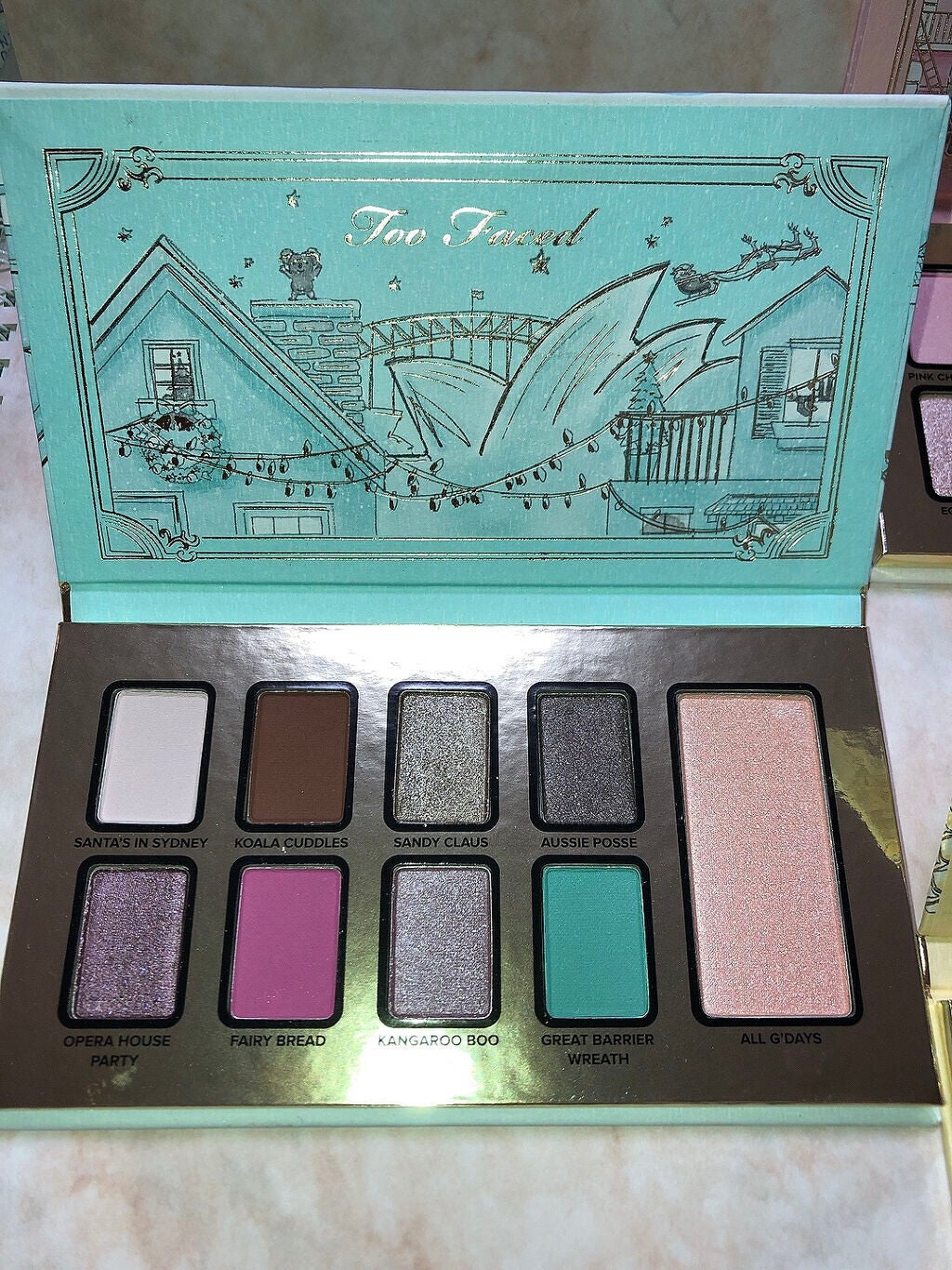 クリスマス アラウンド ザ ワールド メイクアップコレクション/Too Faced/メイクアップキットを使ったクチコミ(3枚目)