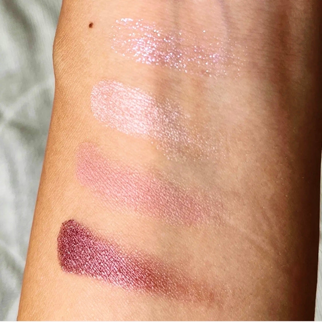 ベージュトーンアイシャドウ/CEZANNE/アイシャドウパレットを使ったクチコミ(4枚目)