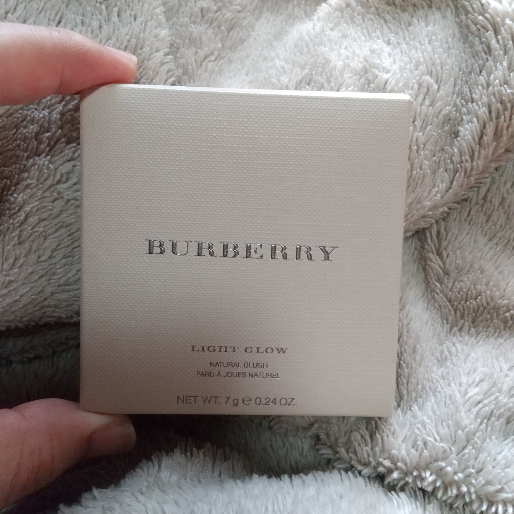 ライトグロウ/Burberry Beauty/パウダーチークを使ったクチコミ（1枚目）
