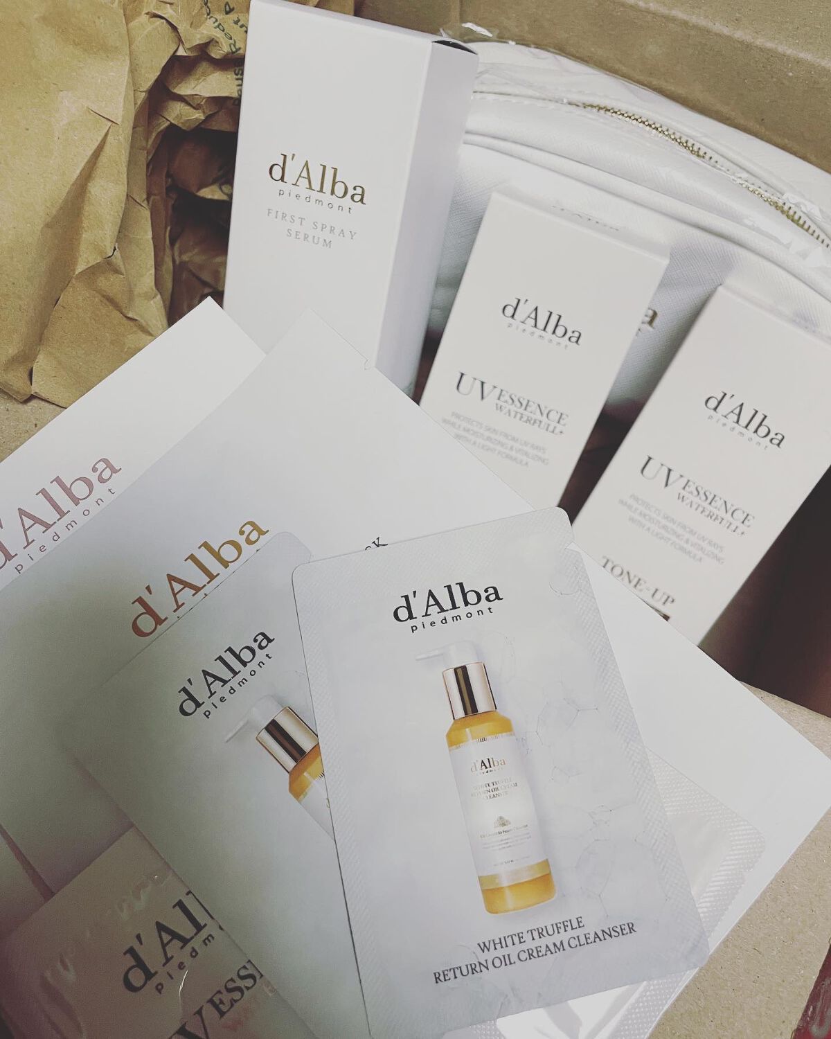 ダルバ ホワイトトリュフファーストスプレーセラム/ダルバ/ミスト状化粧水を使ったクチコミ（1枚目）