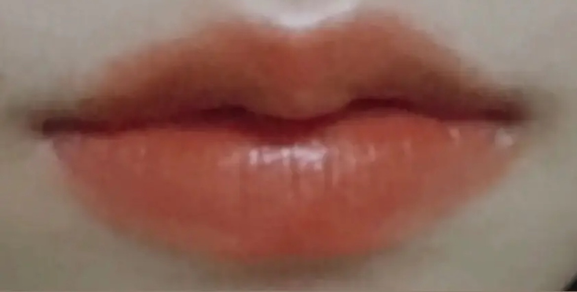 ルージュ アンリミテッド アンプリファイド ラッカー/shu uemura/口紅を使ったクチコミ（2枚目）