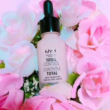 
🌸NYX PROFESSIONAL MAKEUP
🌼TOTAL CONTROL DROP FOUNDATION TCDF05
・・・
前から気になっててやっと購入したファンデーションですwww
去年東