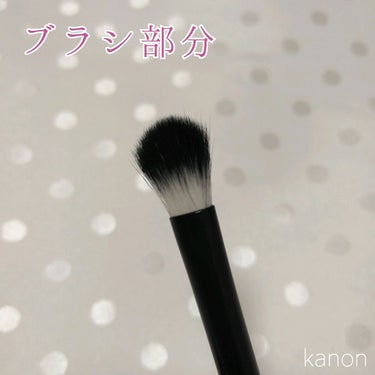 U R GLAM UR GLAM　EYESHADOW BRUSH Aのクチコミ「皆さんこんにちはのんのんです🍭
今回はURGRAMのアイシャドウブラシをご紹介したいと思います.....」（2枚目）