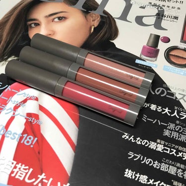 
Gina 2018 Spring 付録

これは買って当たりでした！！



何度か付録目当てで雑誌を買ったのですが、やっぱり「付録」なんですよね。

当たり前ですが、どうやってもちゃんとしたコスメに