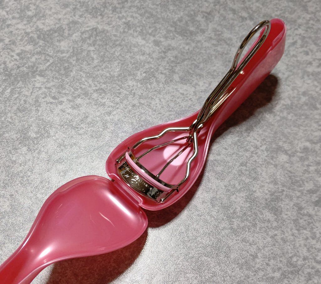 カービングアイラッシュカーラー・春限定 桜ピンク/コージー/ビューラーを使ったクチコミ（1枚目）