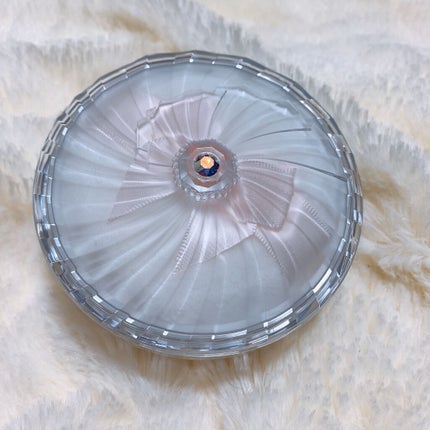 JILL STUART エアリーチュール ラスティングルースパウダーのクチコミ「ジルスチュアートのルースパウダー💎
こちらのアイテムは前からめっちゃ気になってました👀
お値段.....」(1枚目)