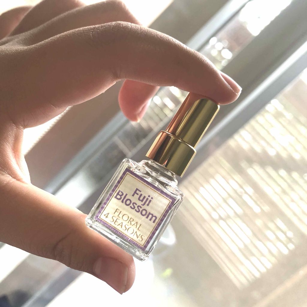 藤/フローラル 4 シーズンズ/香水(レディース)を使ったクチコミ(2枚目)