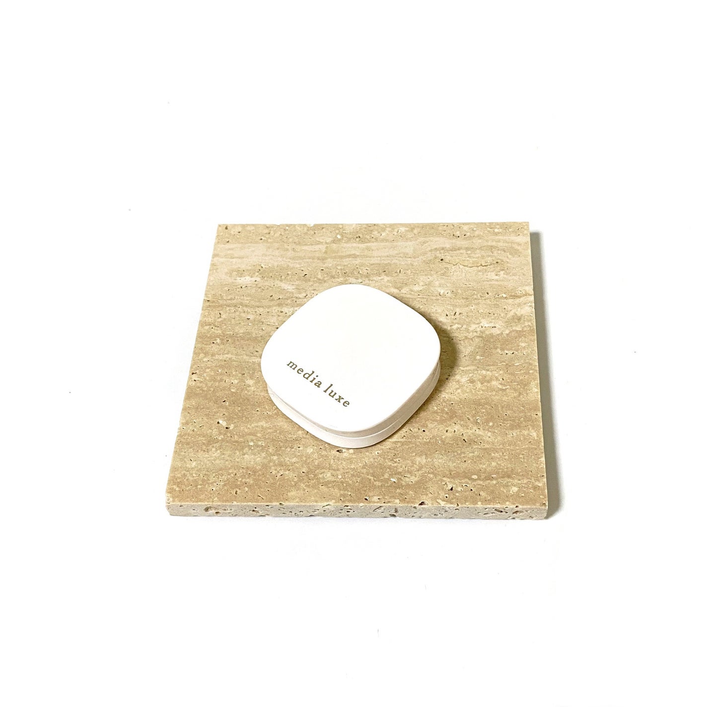 アイカラー/media luxe/アイシャドウパレットを使ったクチコミ(2枚目)