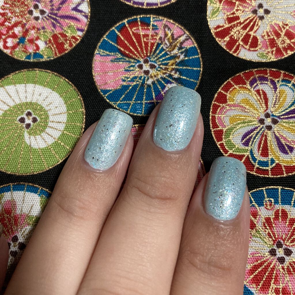 ネイルホリック フローズンシュガー BL961/ネイルホリック/マニキュアを使ったクチコミ（1枚目）