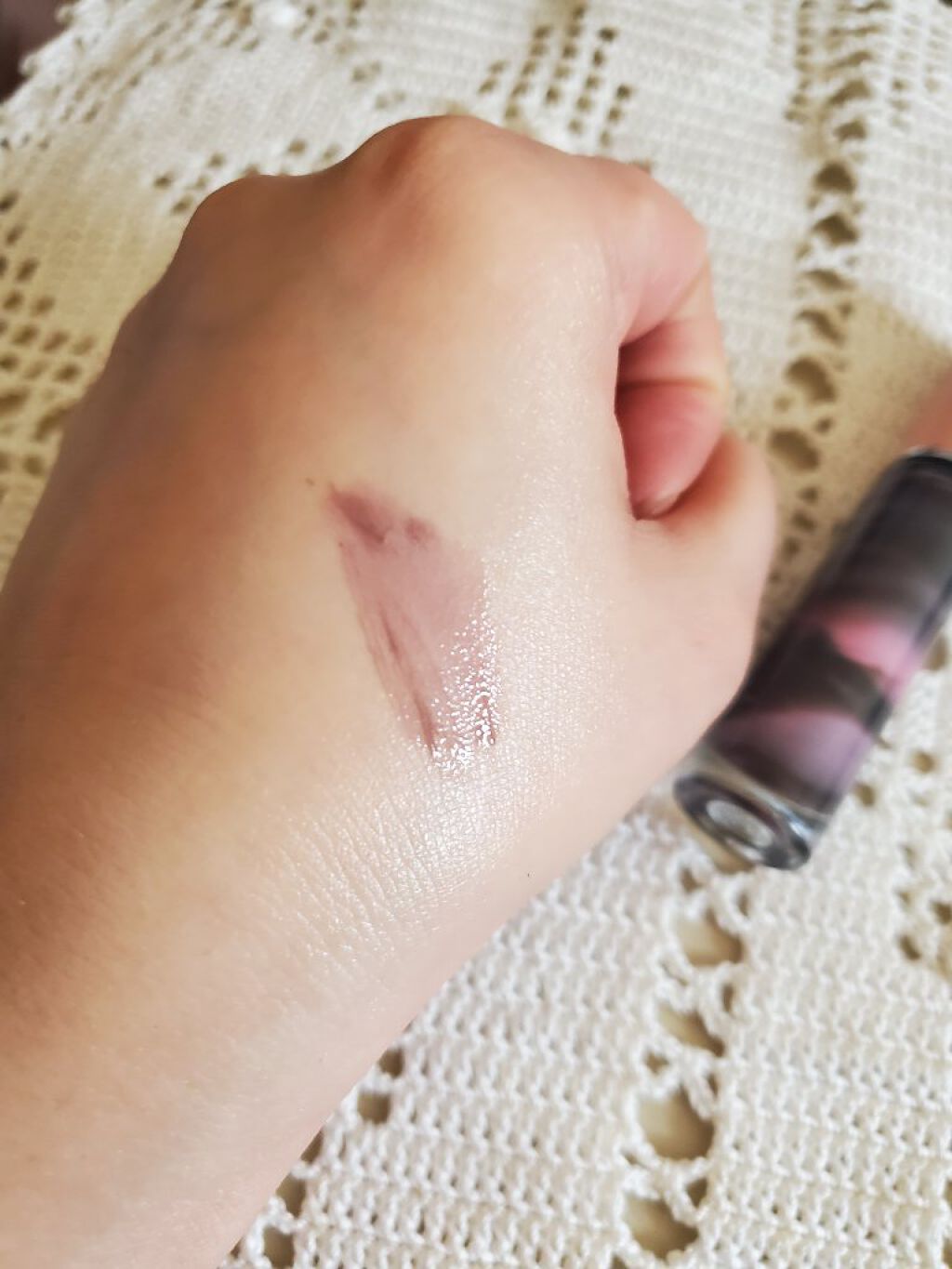 ローズ・パーフェクト・リキッド No.011 ブラック･ピンク（新）/GIVENCHY/口紅を使ったクチコミ（3枚目）