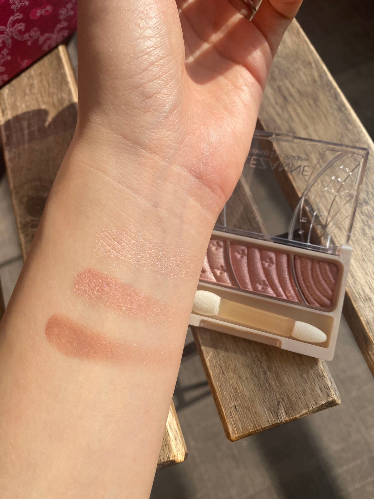 トーンアップアイシャドウ/CEZANNE/アイシャドウパレットを使ったクチコミ(5枚目)