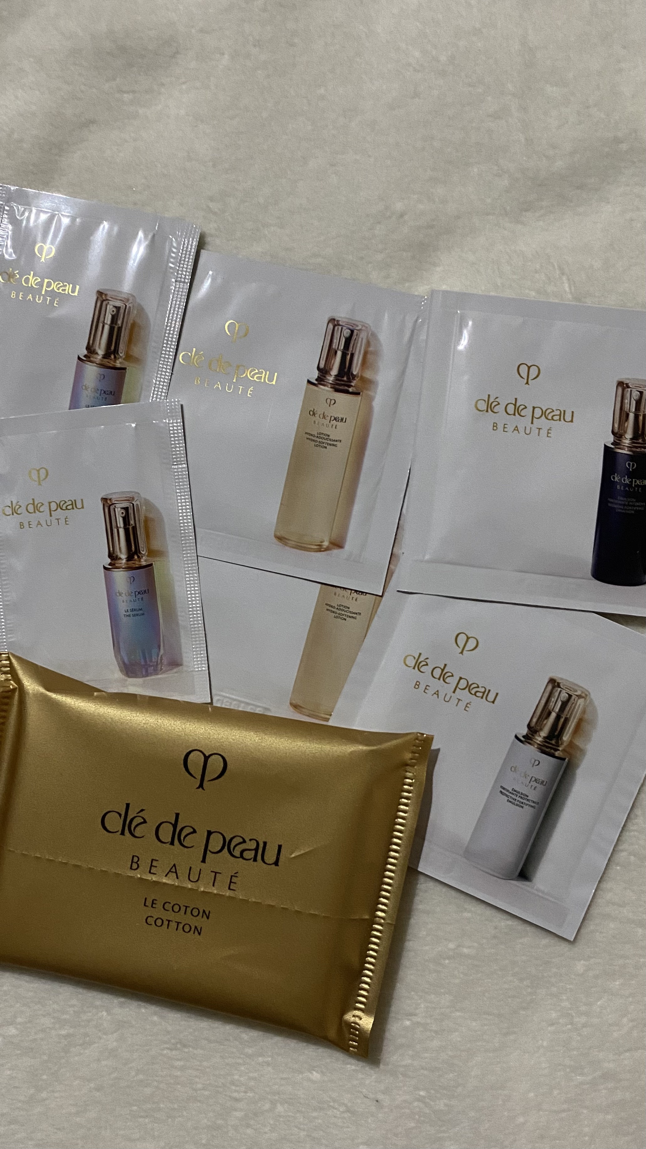 ユイルデマキアントヴィサージュ/クレ・ド・ポー ボーテ/オイルクレンジングを使ったクチコミ（3枚目）